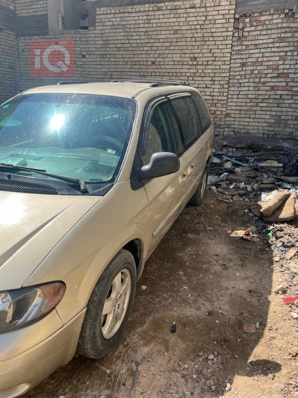 دودج كارافان